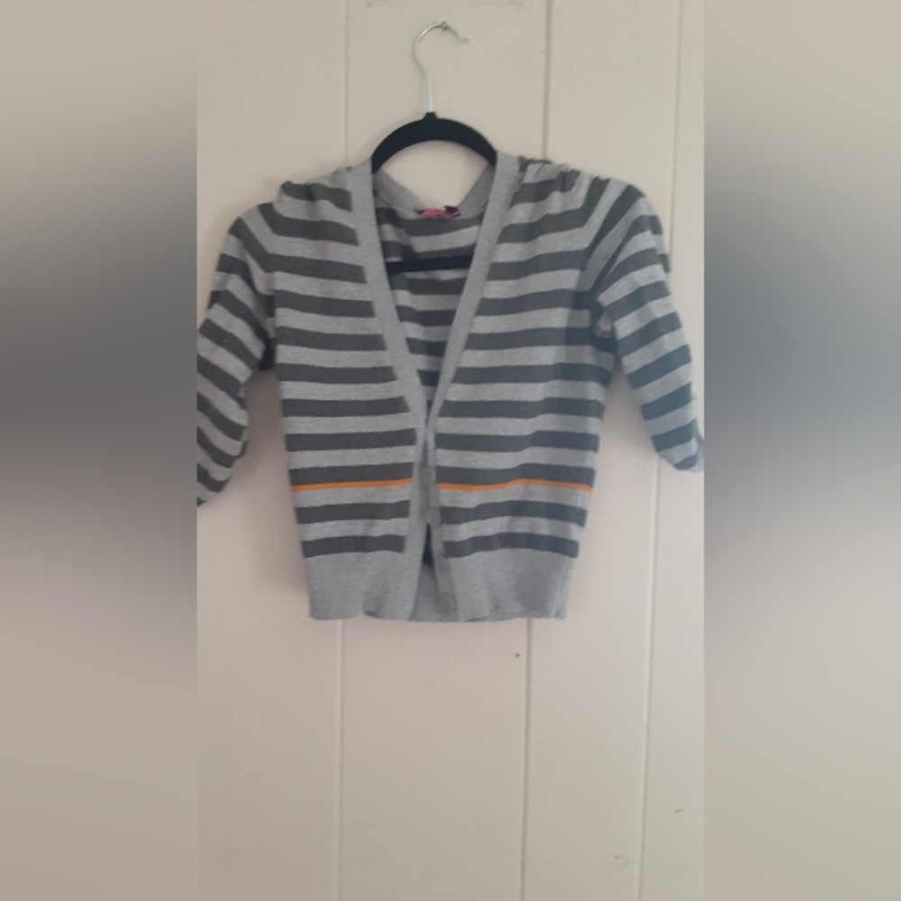 Short sleeve cardigan